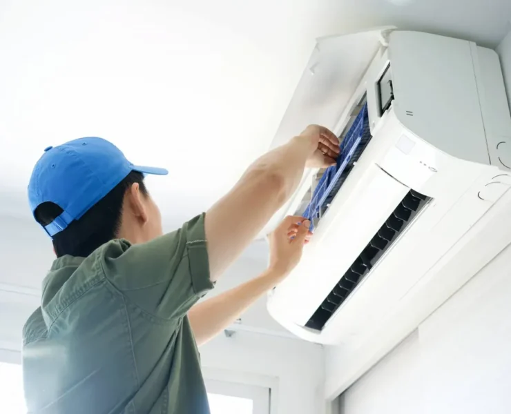 AC-Repair-scaled-1-1536x1024-1-Con